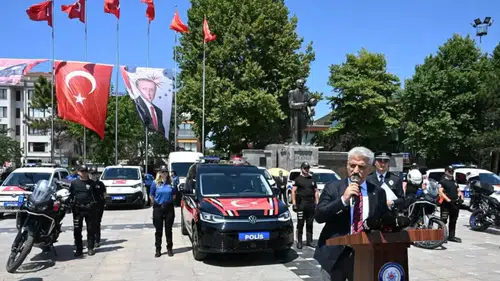 Düzce'de Emniyet Güçlerine 24 Yeni Araç Kazandırıldı, Törenle Teslim Edildi