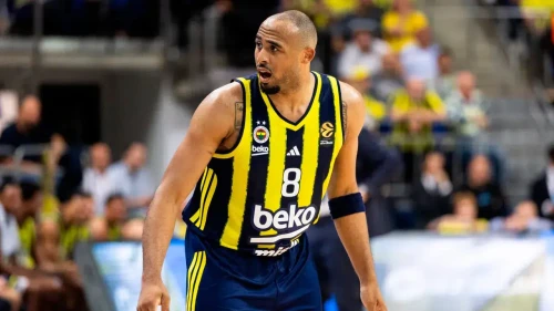 EuroLeague şampiyonluğu yarım kaldı: Horton-Tucker geleceğine dair konuştu