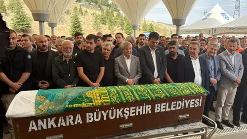 24. Dönem Milletvekili Feramuz Üstün’ün acı günü: Eşi Betül Üstün son yolculuğuna uğurlandı
