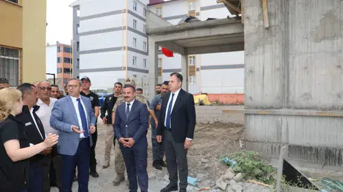 Vali Ziya Polat, Kağızman'da yatırımları ve kamu kurumlarını inceledi