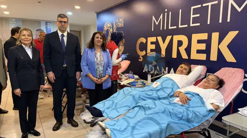 Adana'da teşkilat mensupları kan bağışı için seferber oldu
