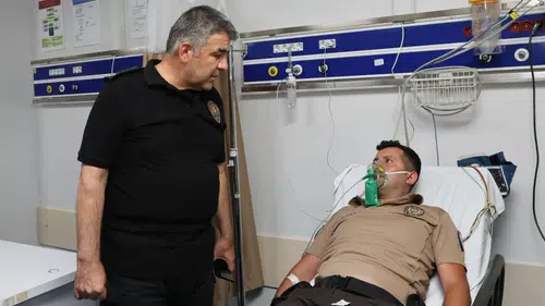 Erzurum emniyetinde yaralanan bekçiye kurumsal destek ziyareti