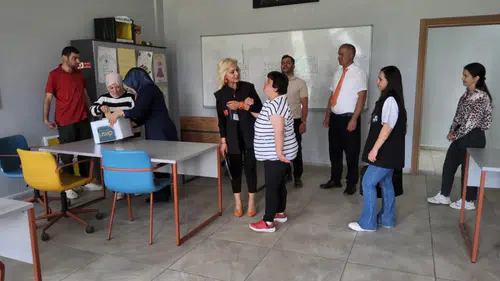 Açık Kapı Şube Müdürlüğünden Gündüz Engelli akım merkezine anlamlı ziyaret