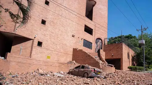 Kolombiya'daki 7.4 büyüklüğündeki depremin bilançosu ağırlaşıyor: 132 can kaybı, 700 yaralı