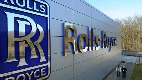 Rolls-Royce'tan Türk CEO'ya 24,4 milyon sterlinlik prim teklifi ile devasa dönüşüm hamlesi
