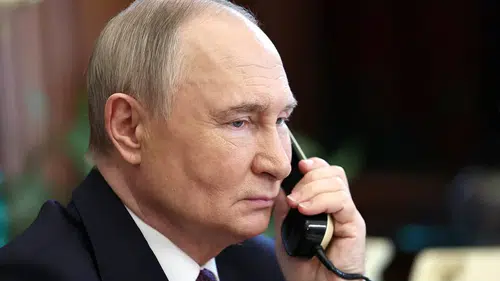 Kremlin'den kritik açıklama: Putin ve Trump telefonda görüştü