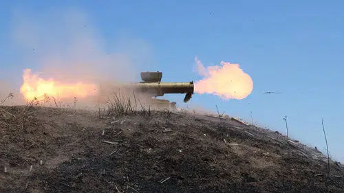 Rusya'dan Ukrayna'ya geniş çaplı hava harekatı: Lojistik merkezler ve limanlar hedef alındı