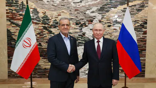 Putin ve Pezeşkiyan'dan kritik görüşme: Moskova'dan Tahran'a tam destek