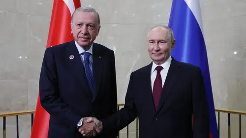 Erdoğan ve Putin Bişkek'te Kritik Zirvede Buluştu: Akkuyu İçin Geri Sayım Başladı