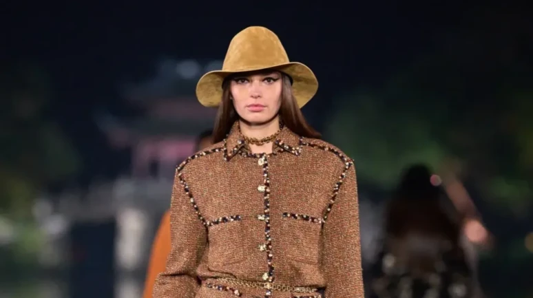 2025'in rengi Mocha Mousse: Moda dünyasında kahve tonları rüzgarı