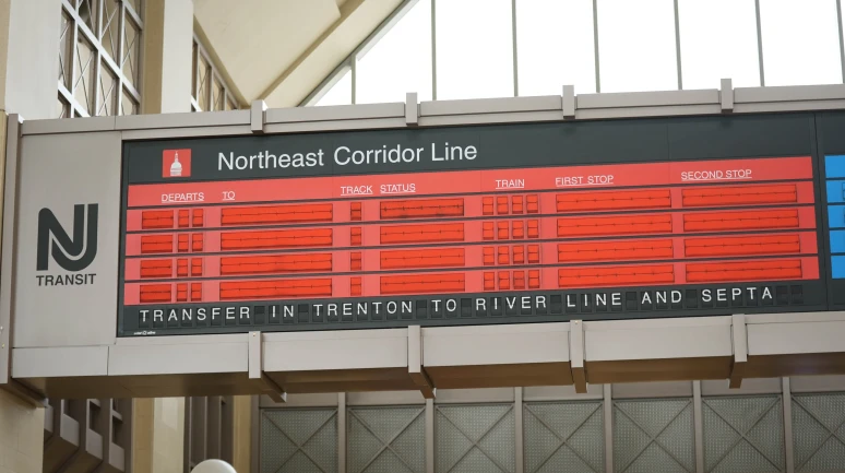 New Jersey Transit greviyle 350 bin yolcu mağdur oldu, ulaşım ağı neden felç?