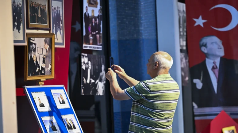 Ecevit’in 100. doğum yılına özel fotoğraf sergisi başkentte açıldı