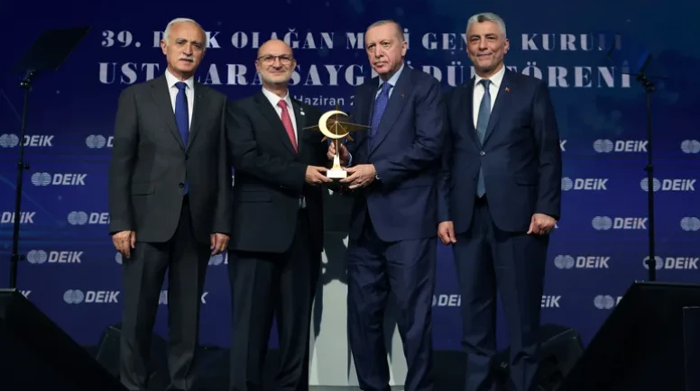 Erdoğan'dan ihracat rekoru ve iş dünyasına tarihi vergi muafiyeti müjdesi