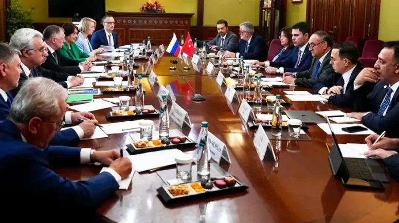 Bakan Kurum’dan Rusya’da Cop31 Diplomasisi