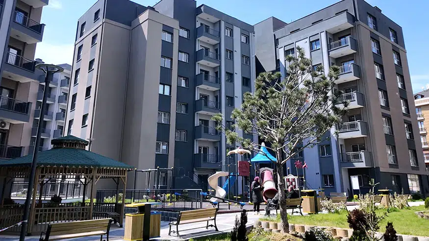 Tuzla'da kentsel dönüşüm tamamlandı, hak sahipleri yeni evlerine taşınıyor