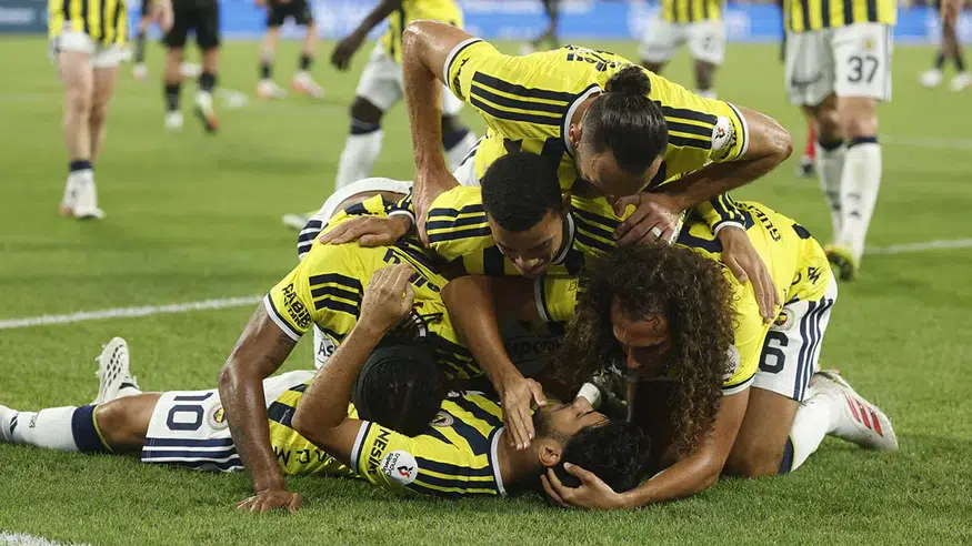 Fenerbahçe, Konyaspor karşısında gol düellosunu kazandı: 4-2