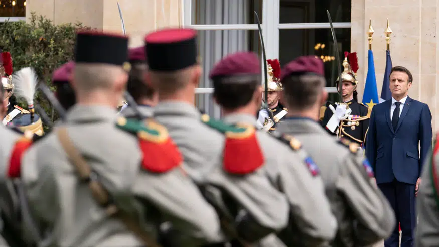 Macron'dan Ukrayna'ya kritik hava savunma desteği: Füzeler yola çıkıyor