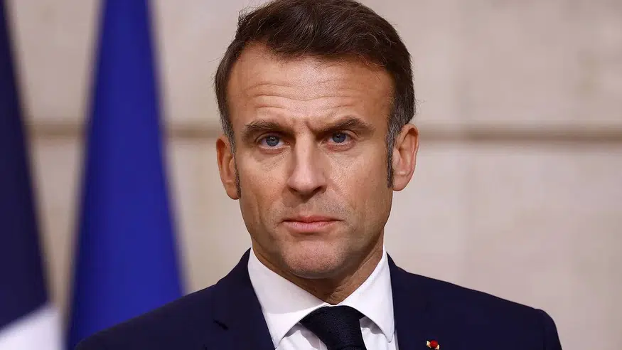 Fransa'da tansiyon yüksek: Macron krizin gölgesinde halka seslenecek