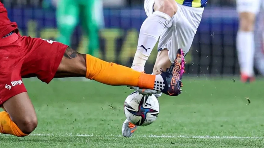 Galatasaray-Fenerbahçe derbisi öncesi dikkat çeken detaylar! İlk 11'ler ve eksikler neler?