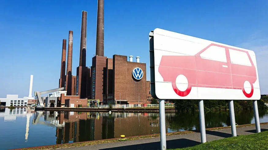 Volkswagen 100 bin çalışanı işten çıkarmayı planlıyor