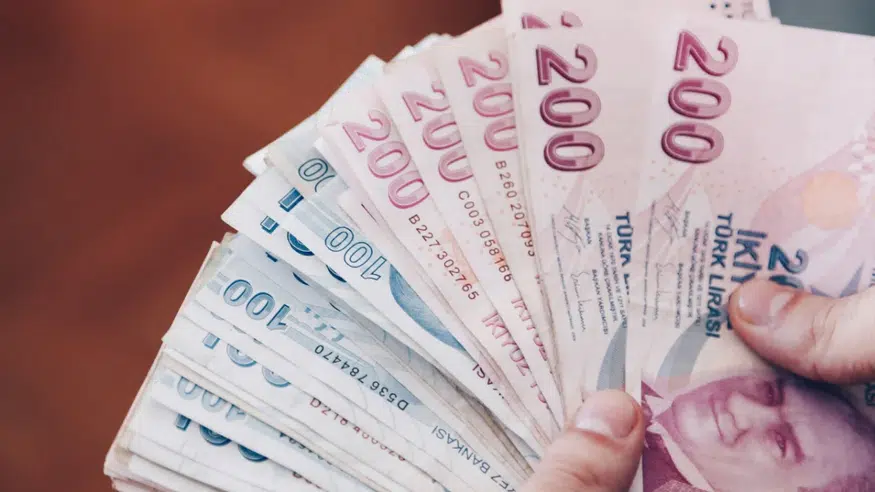 Milyonlarca emekliye müjdeli haber: Zam farkları yarın hesaplara geçiyor