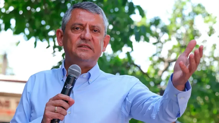 CHP lideri Özgür Özel, tutuklu komedyen Deniz Göktaş'ı Tekirdağ'da ziyaret etti