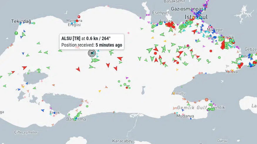 Silivri açıklarında facia: 11 dakikada sulara gömülen gemiyle 10 mürettebattan haber alınamıyor