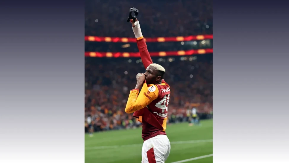 Galatasaray, dev derbide Fenerbahçe'yi 3-0 ile geçti: Osimhen parladı