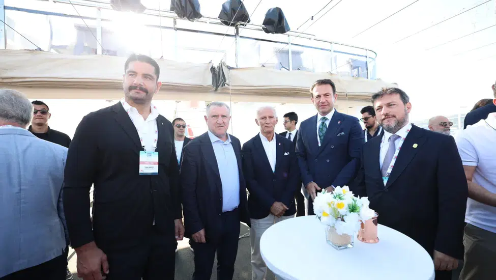 Boğaz'ın iki yakası 2 bin 500 yüzücüyü ağırladı: Kıtalararası mücadele tamamlandı